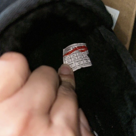 Men’s Kenton Black Slip On Slippers #11 - Picture 4 of 10